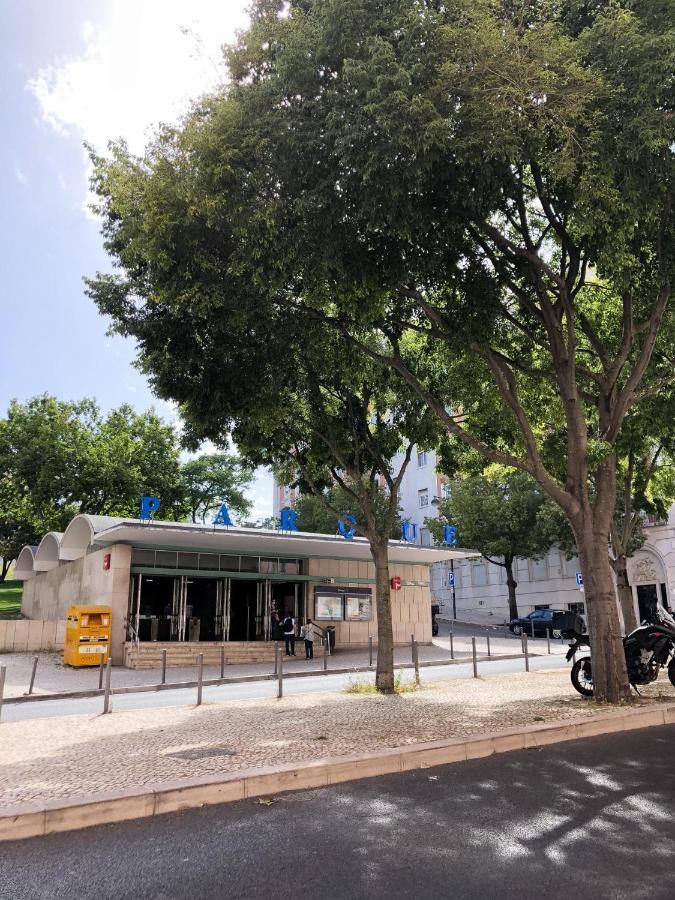 Lisbon Top Hostel Экстерьер фото